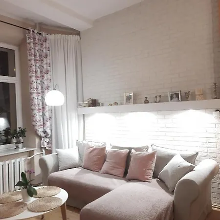 Lägenhet Apartament 3 Pokojowy W Centrum Gizycka *