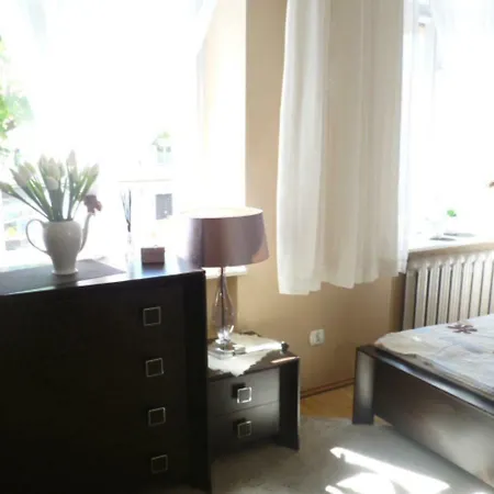 Lägenhet Apartament 3 Pokojowy W Centrum Gizycka Giżycko